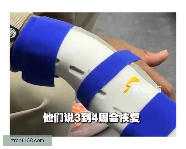 马克西手指更换新固定护具恢复进展良好预计下周初接受伤情重新评估 马克西手指更换新固定护具恢复进展良好预计下周初接受伤情重新评估